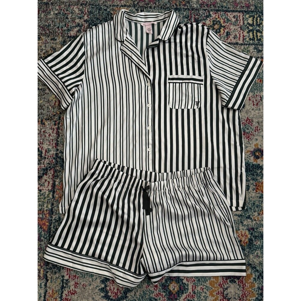 Victoria's Secret Short Sleeve Striped Satin Pajama Set Women's Size Large